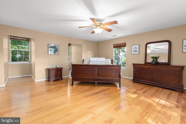 15 TWIN LAKE CT, Fredericksburg, VA 22405