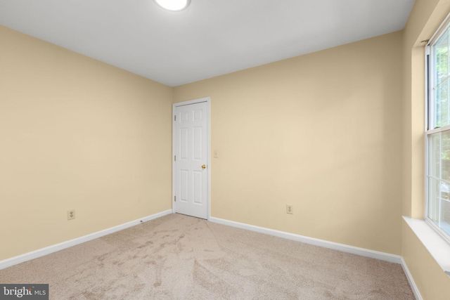 15 TWIN LAKE CT, Fredericksburg, VA 22405