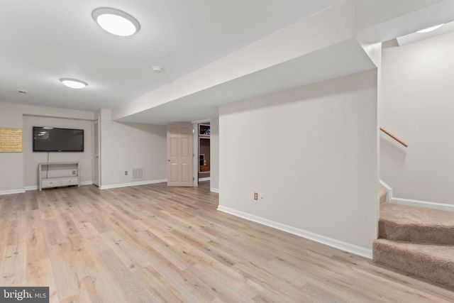 15 TWIN LAKE CT, Fredericksburg, VA 22405
