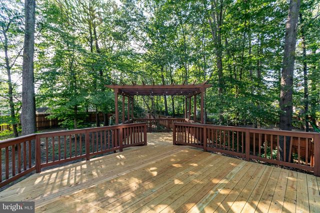 15 TWIN LAKE CT, Fredericksburg, VA 22405