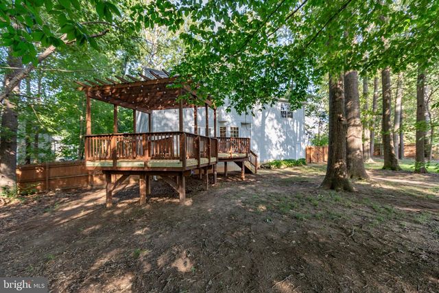 15 TWIN LAKE CT, Fredericksburg, VA 22405