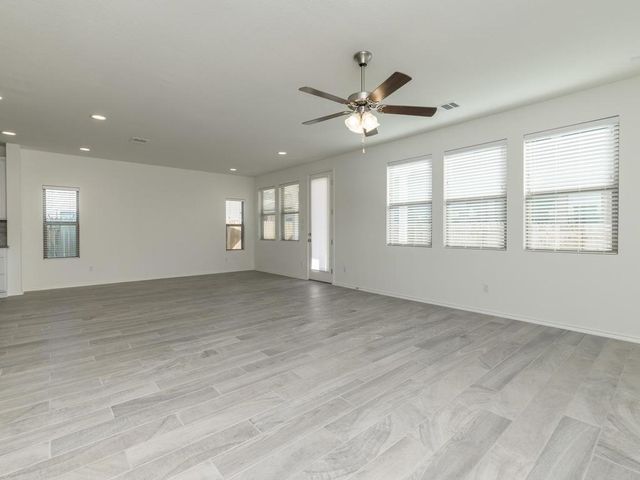 9113 Garnet DR, Austin, TX 78729