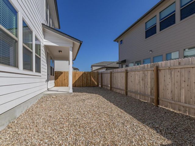 9113 Garnet DR, Austin, TX 78729