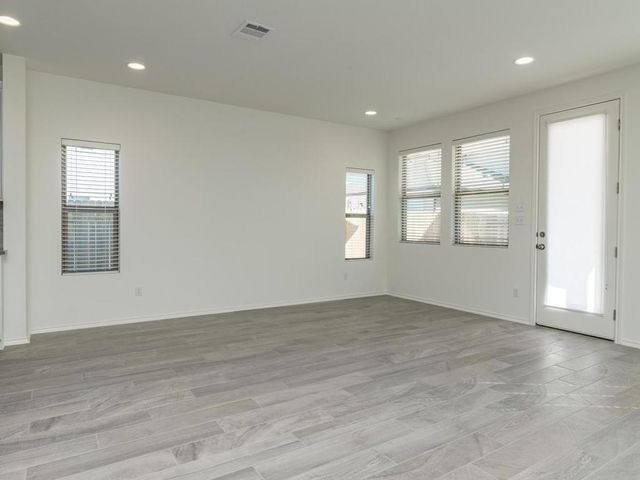 9113 Garnet DR, Austin, TX 78729