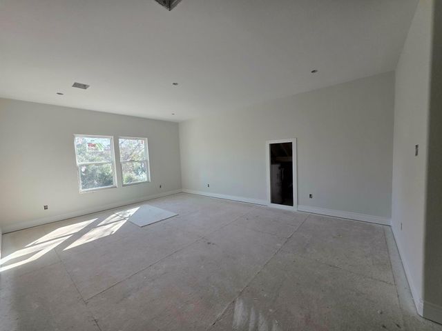 26652 White Pine Drive, Hempstead, TX 77445