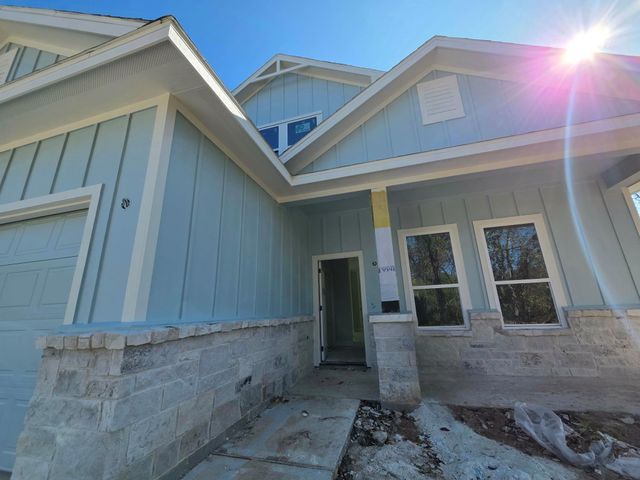 26652 White Pine Drive, Hempstead, TX 77445