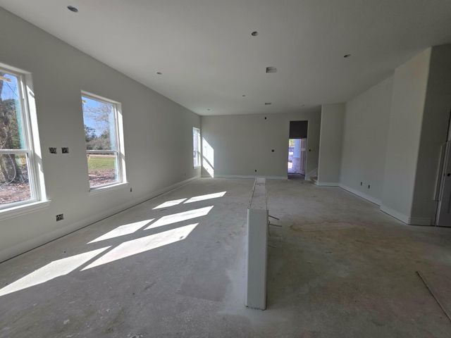 26652 White Pine Drive, Hempstead, TX 77445