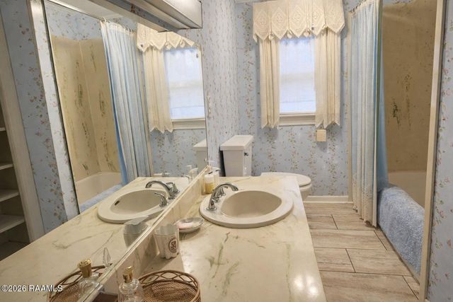 222 Katy Circle, Franklin, LA 70538