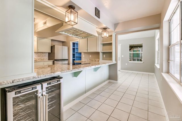 7619 Lakeside Dr, Milton, FL 32583