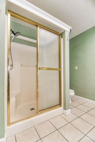 7619 Lakeside Dr, Milton, FL 32583