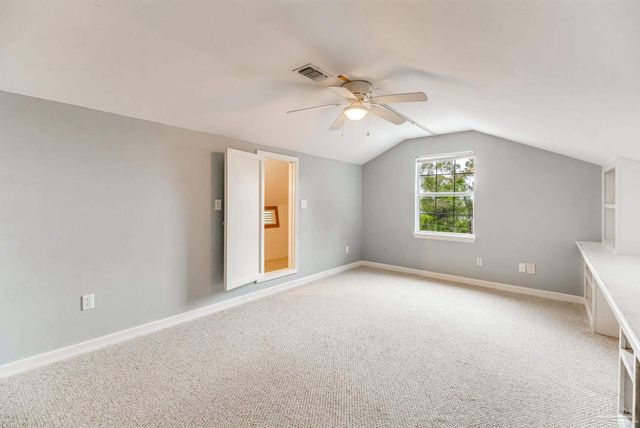 7619 Lakeside Dr, Milton, FL 32583