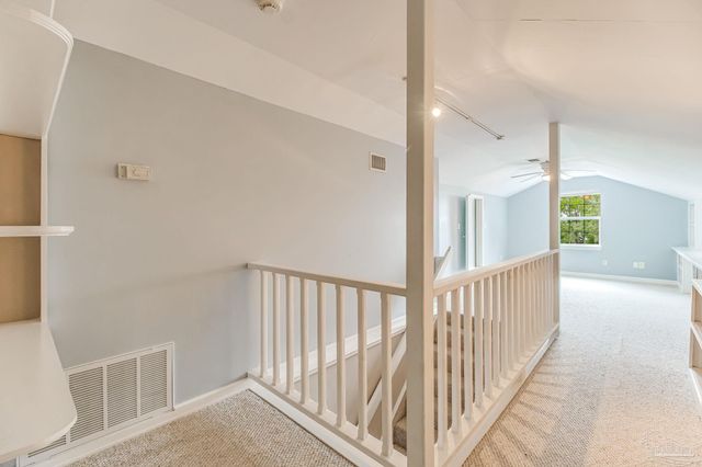 7619 Lakeside Dr, Milton, FL 32583