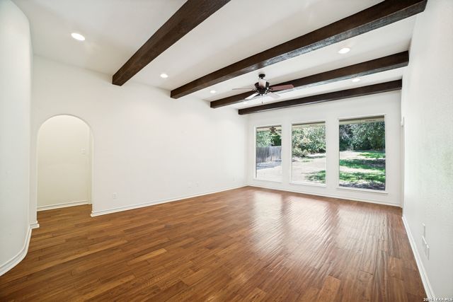 30 Rogers Wood, San Antonio, TX 78248