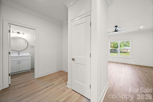 1701 Byrum Street, Charlotte, NC 28216