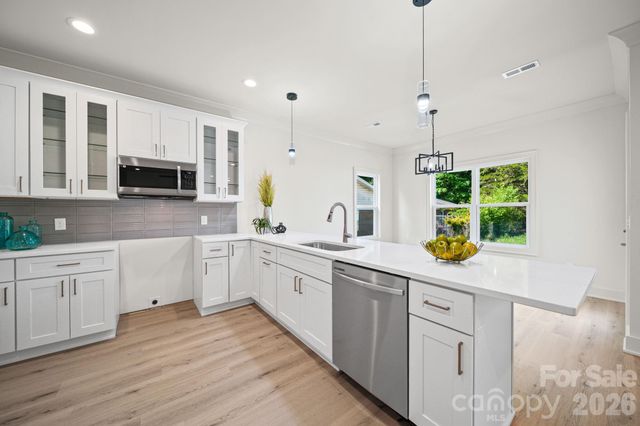 1701 Byrum Street, Charlotte, NC 28216