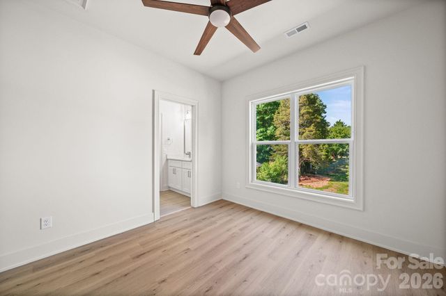 1701 Byrum Street, Charlotte, NC 28216