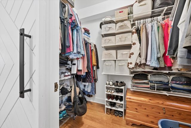 3456 N JANSSEN Avenue G1, Chicago, IL 60657