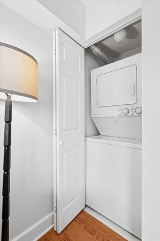 3456 N JANSSEN Avenue G1, Chicago, IL 60657