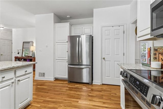 4421 Weston Drive SW, Lilburn, GA 30047