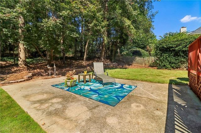 4421 Weston Drive SW, Lilburn, GA 30047