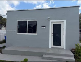 1637 NW 31st Ave ., Miami, FL 33125