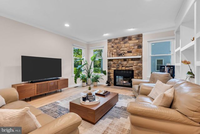 14 HANCOCK COURT, Plainsboro, NJ 08536