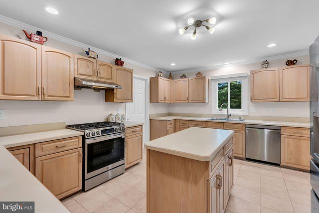 14 HANCOCK COURT, Plainsboro, NJ 08536