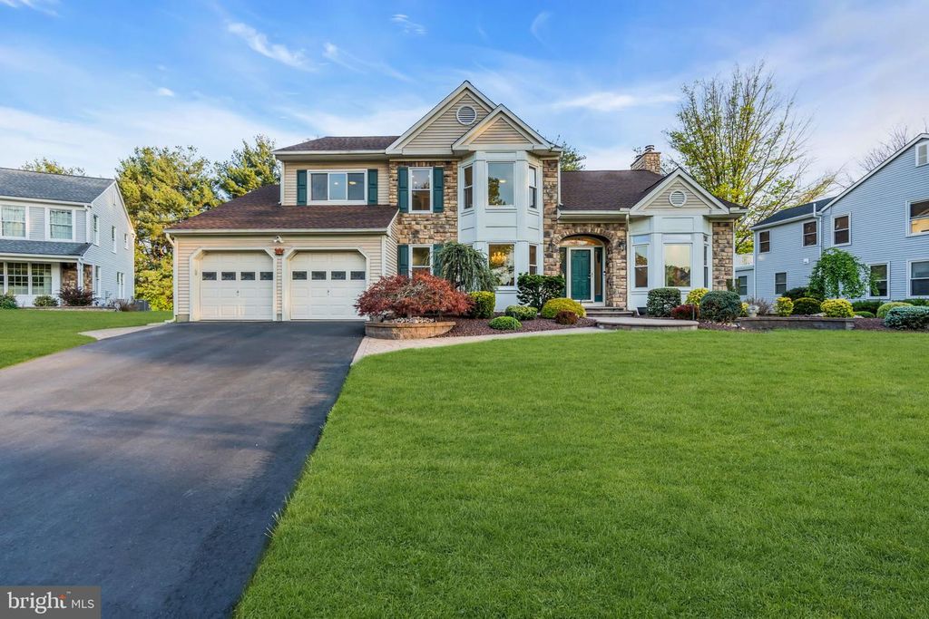 14 HANCOCK COURT, Plainsboro, NJ 08536
