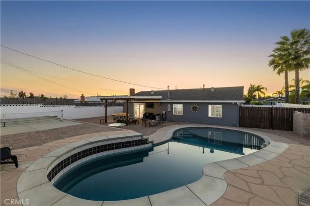 608 Thornhurst Avenue, Glendora, CA 91741