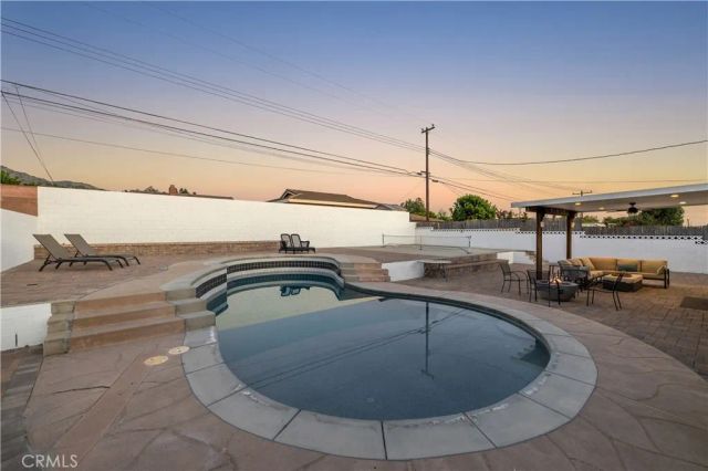608 Thornhurst Avenue, Glendora, CA 91741