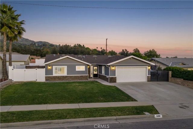 608 Thornhurst Avenue, Glendora, CA 91741
