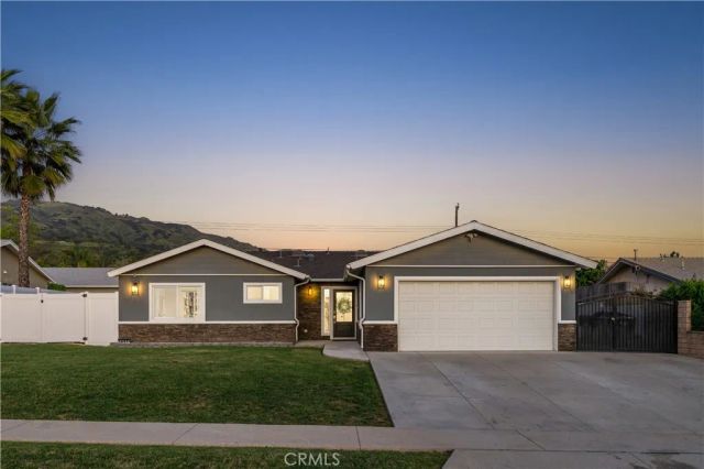 608 Thornhurst Avenue, Glendora, CA 91741