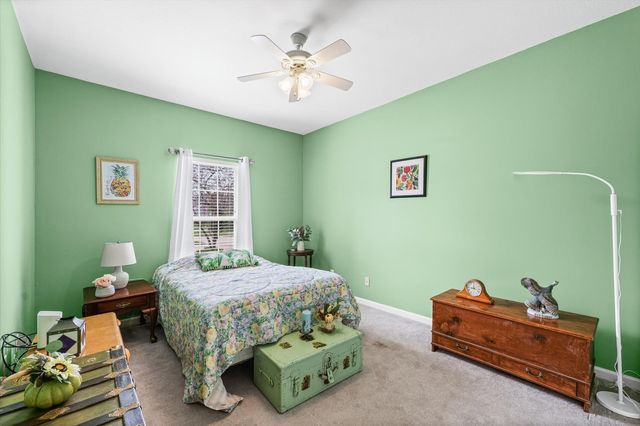 3004 Countrybend Lane, Champaign, IL 61822