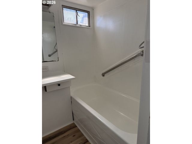 316 Sw BASELINE St, Hillsboro, OR 97123