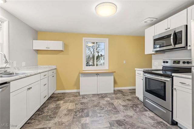 1202 37th Street NW, Canton, OH 44709