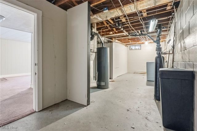 1202 37th Street NW, Canton, OH 44709