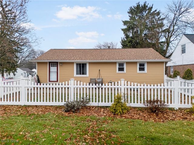 1202 37th Street NW, Canton, OH 44709