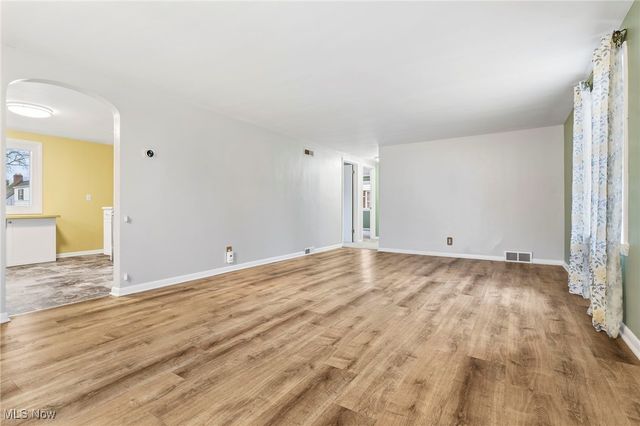 1202 37th Street NW, Canton, OH 44709