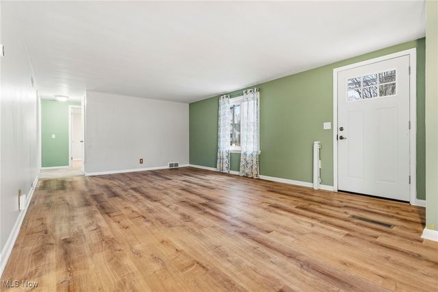 1202 37th Street NW, Canton, OH 44709