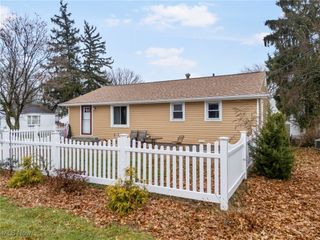 1202 37th Street NW, Canton, OH 44709