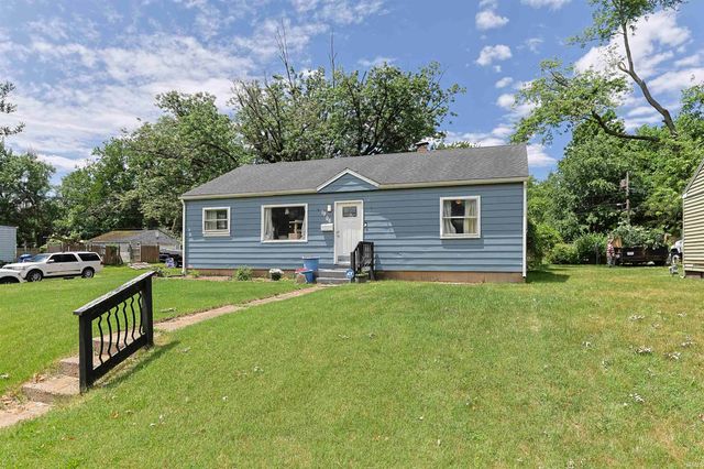 1901 N Brookfield Street, South Bend, IN 46628