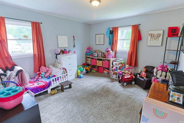 1901 N Brookfield Street, South Bend, IN 46628