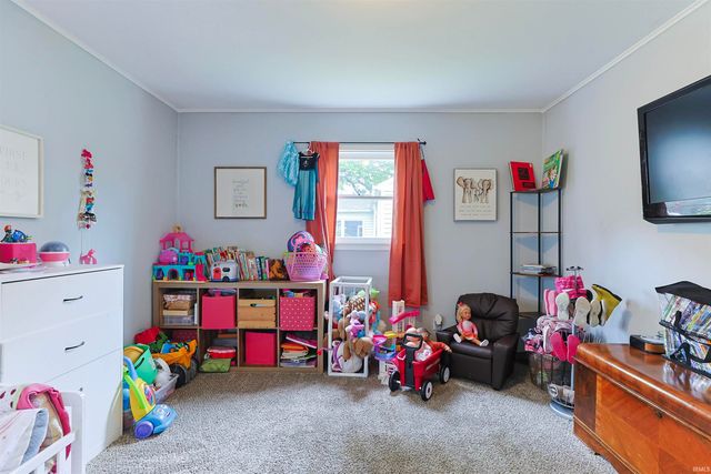 1901 N Brookfield Street, South Bend, IN 46628