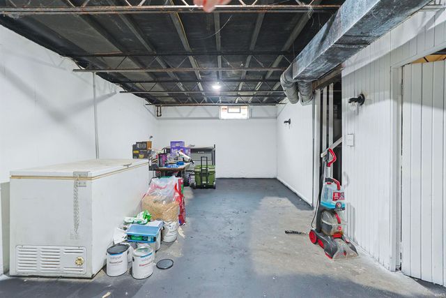 1901 N Brookfield Street, South Bend, IN 46628