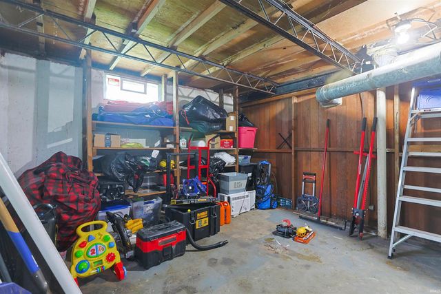 1901 N Brookfield Street, South Bend, IN 46628