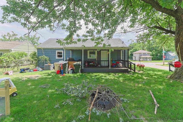 1901 N Brookfield Street, South Bend, IN 46628