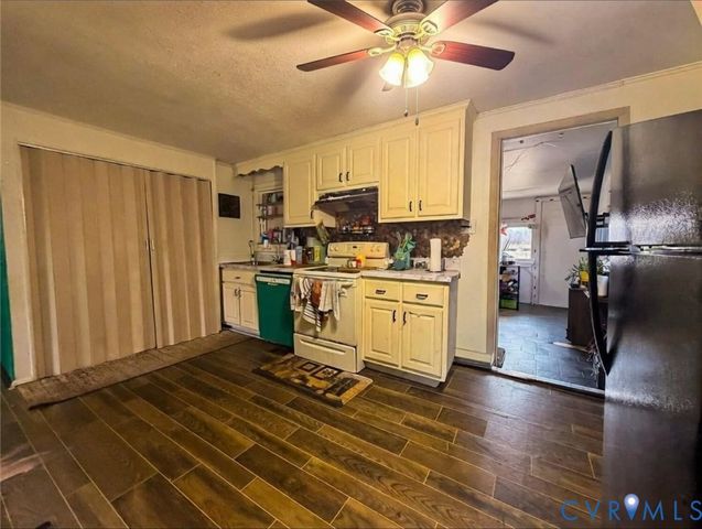 7616 Airport Rd, Quinton, VA 23141