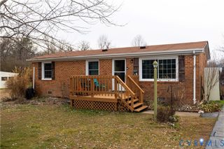 7616 Airport Rd, Quinton, VA 23141