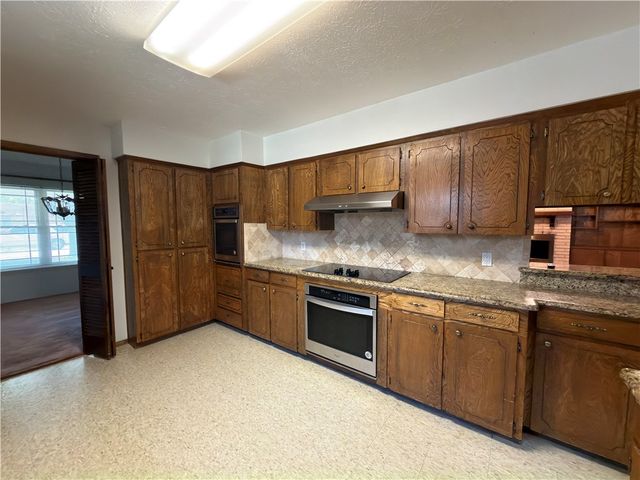 4302 Pecan Valley Dr, Corpus Christi, TX 78413