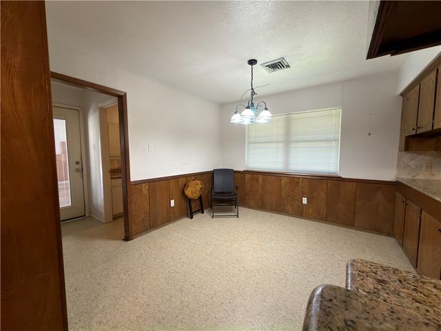 4302 Pecan Valley Dr, Corpus Christi, TX 78413